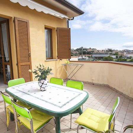Appartamento Trilo Ornella Портоферрайо Экстерьер фото